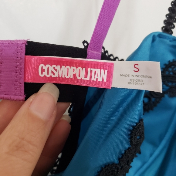 Cosmopolitan size Small - Picture 3 of 4
